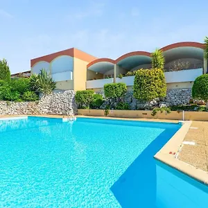 terrazzo-t2-avec-terrasse-piscine-residentielle.fr-provencehotel.com/